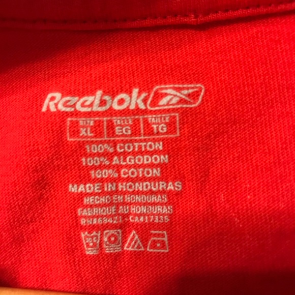 Duncan Keith Chicago Blackhawks tshirt never worn - Picture 3 of 4